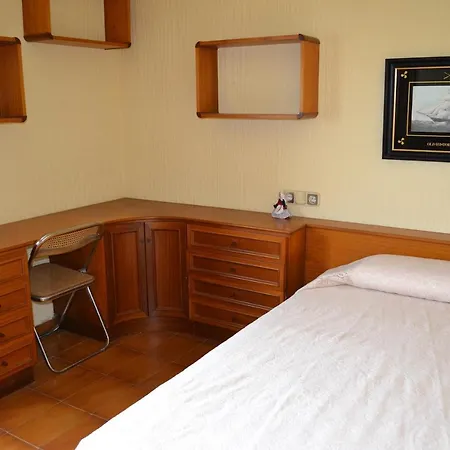Port Dali 30 *